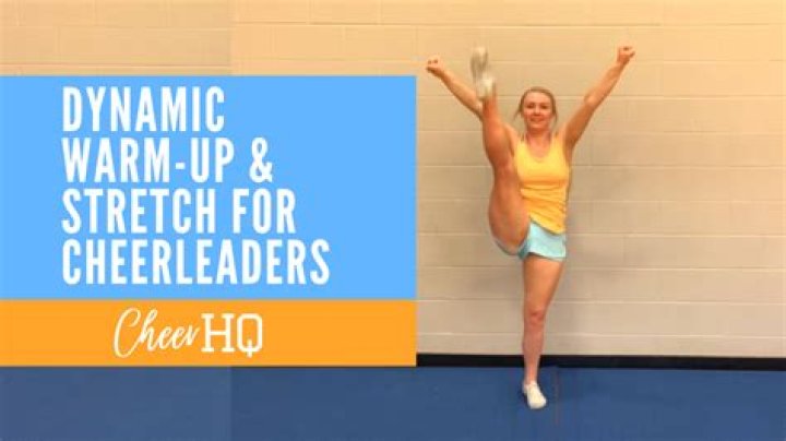 How do cheerleading bids work?
