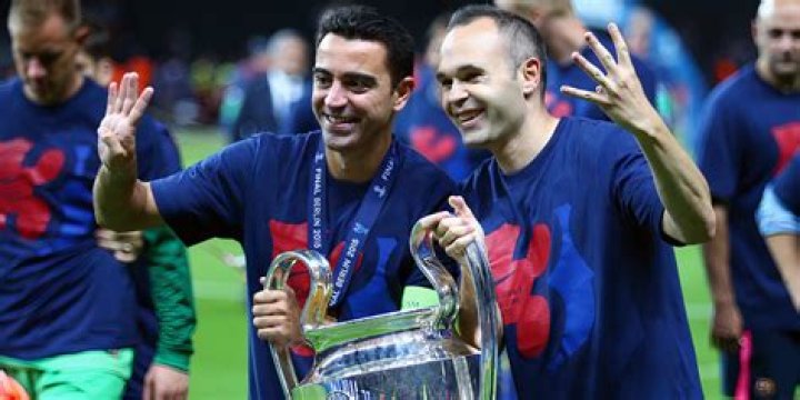 Who is the best between Xavi and Iniesta?